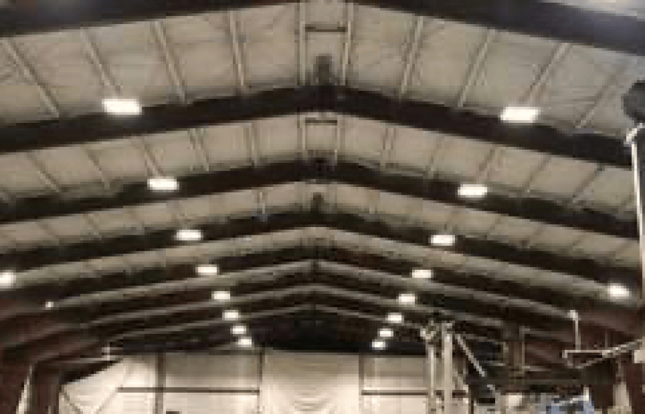 Isolation thermique d’un entrepôt agricole dans le Centre-du-Québec par Isolations Franco